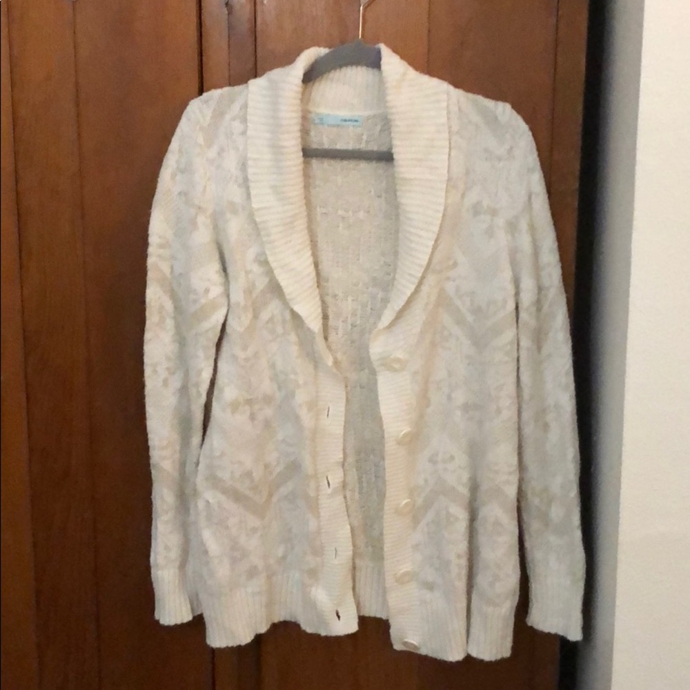 Long cream sweater/cardigan